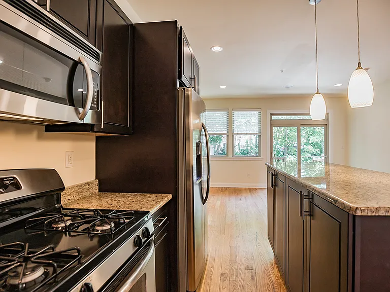 1619 Ogden St — Photo 15