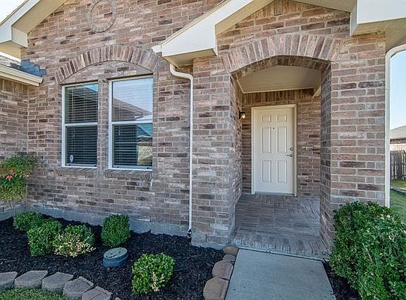 2nd image of 2608 Misty Harbor Dr