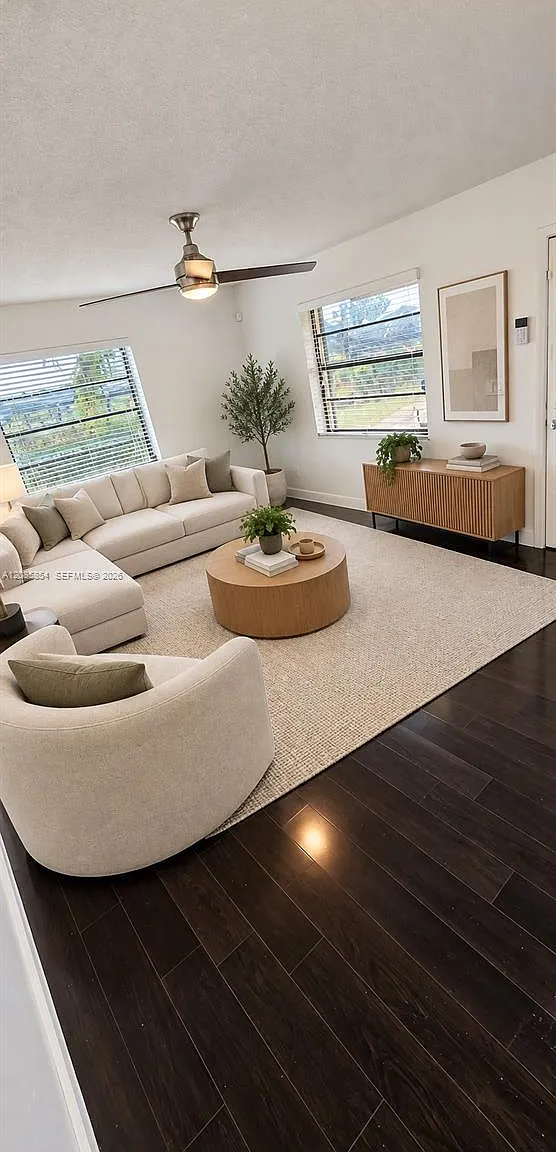 3 bed, 2.0 bath, 4214 sqft, $3,100 — Photo 4