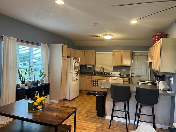 Kitchen/Living room