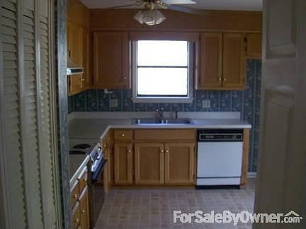 5th image of 1620 Hollow Ln