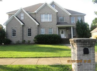 820 Riddlehurst Ave, Chesapeake, VA 23320