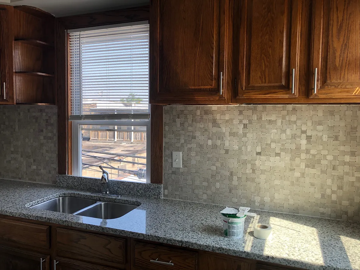 Building Photo - 2343 N Ridgeway Ave #1N