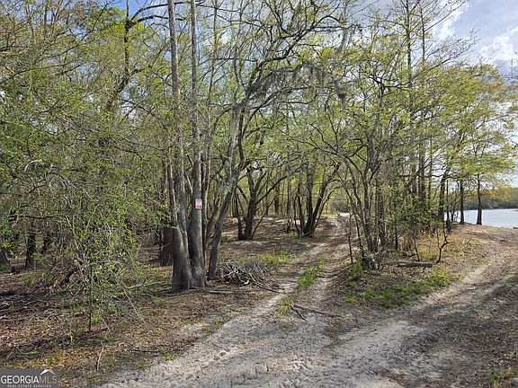 4th image of 0 Highway 82