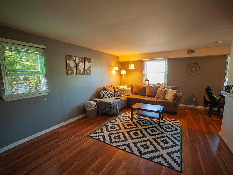 630 Country Ln #2 — Photo 5