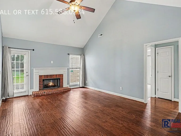 2804 Scoville Ln — Photo 4