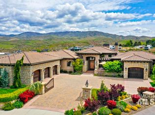 513 E Orion Ct, Boise, ID 83702