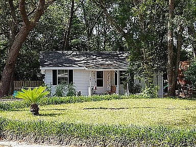 1st image of 101 3rd St
