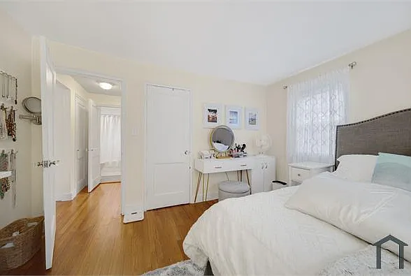 926 Massachusetts Ave #5 — Photo 7