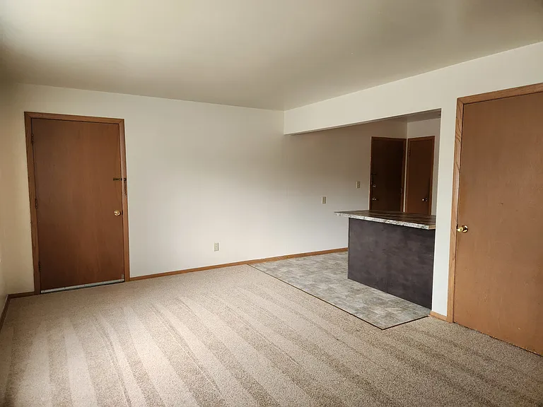 201 W Park Ave #3 — Photo 4