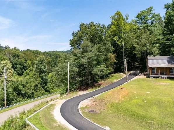 360 Newells Run Rd, Newport, OH 45768