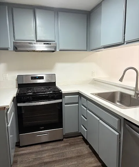 South St Apartments — Photo 5