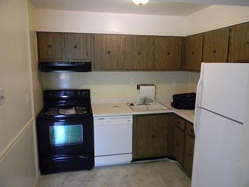 2nd image of 1024 Adams Ave APT 3C
