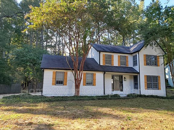2nd image of 250 Cedar Mill Ln