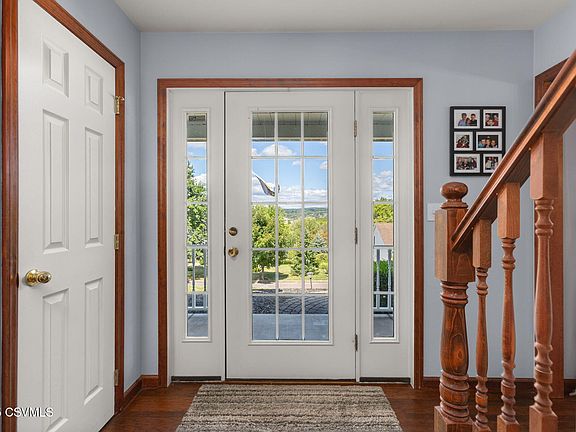 3rd image of 34 Kristim Dr