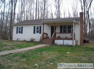 2215 Mountain View Rd, Powhatan, VA 23139