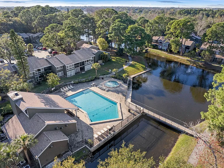 5810 Windhover Dr — Photo 26