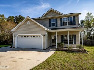 104 Craig Dr, Hubert, NC 28539