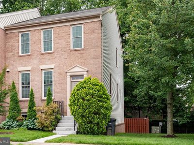 12330 Fox Lake Ct, Fairfax, VA, 22033