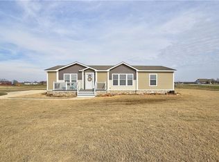 104 Bandana St, Whitesboro, TX 76273