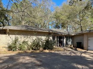 120 Augusta Dr, Huntsville, TX 77340