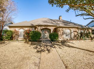7235 Arbor Oaks Dr, Dallas, TX 75248