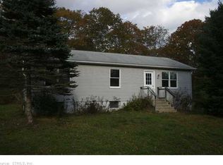 698-700 Phoenixville Rd, Chaplin, CT 06235