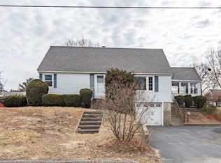 20 Fox Meadow Rd, Nashua, NH 03060