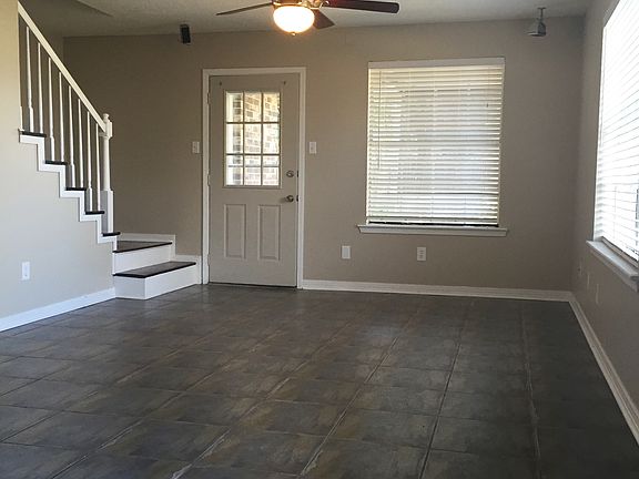 5th image of 692 Oak Ave