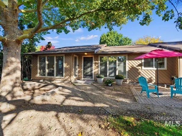 7660 W Long Dr, Boise, ID 83704