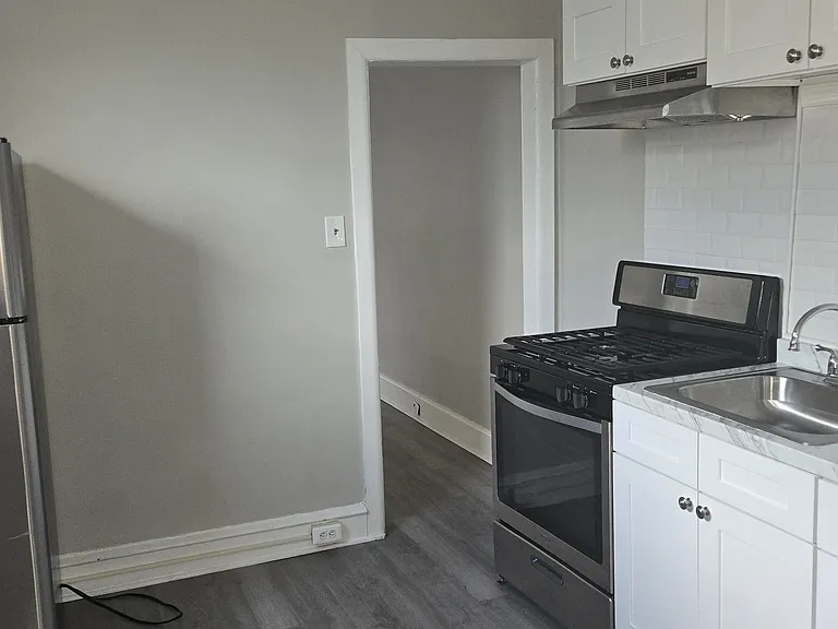 6958 Cedar Park Ave — Photo 8