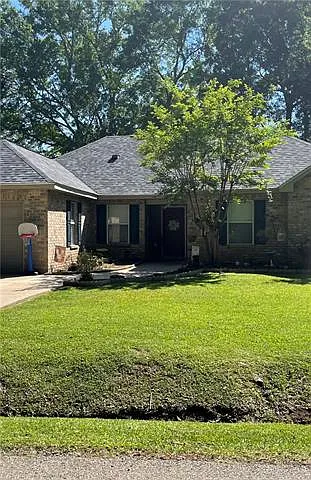 2304 McNamara St Photo 1