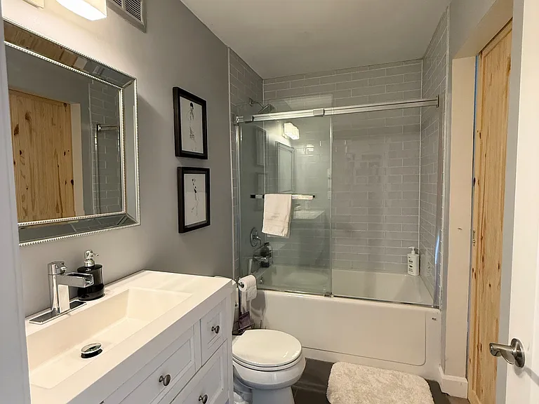 142 Ecclestone Dr #15 — Photo 16