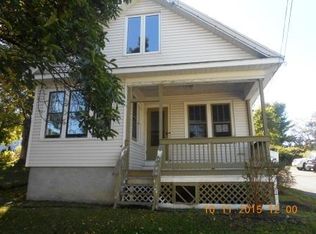 126 W Sand Lake Rd, Wynantskill, NY 12198