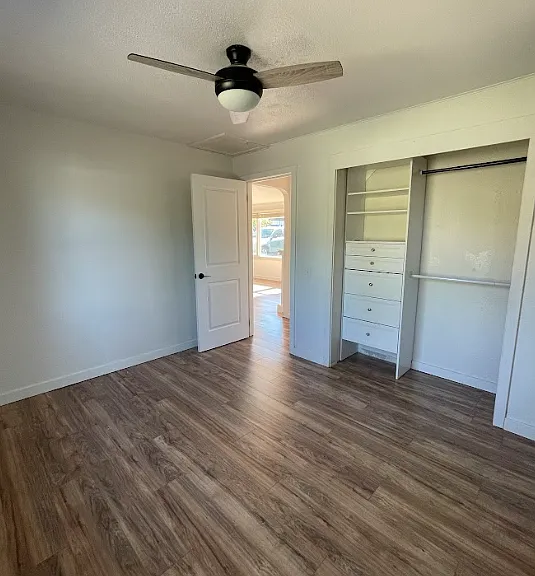 910 Valley View Dr — Photo 7