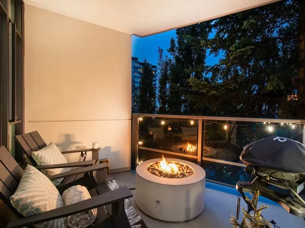 135 W 2nd St #206, North Vancouver, BC V7M 0C5