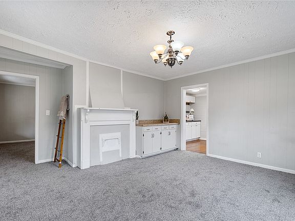 2nd image of 1 Frost St