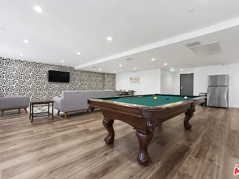 1515 S Holt Ave #204 — Photo 32