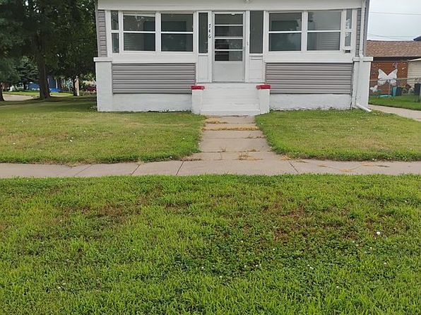 746 Webster Ave