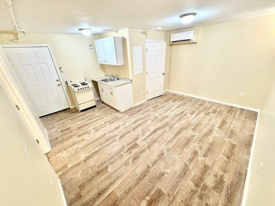 1st image of 133 W Main St Unit 1E