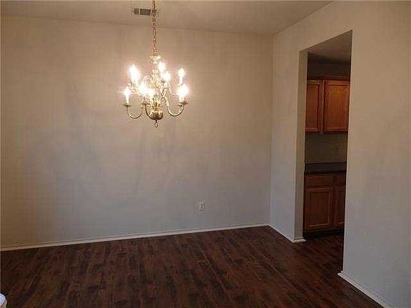 4th image of 8129 Avella Dr