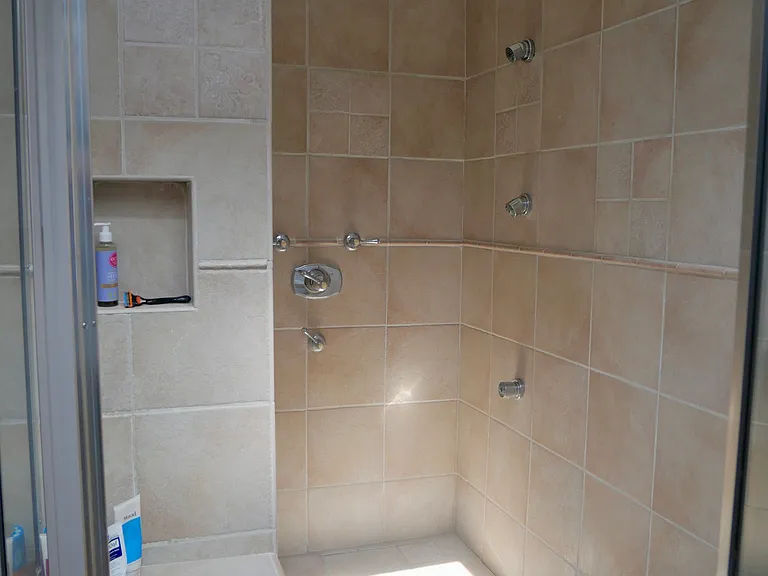 614 Monterey Blvd — Photo 10