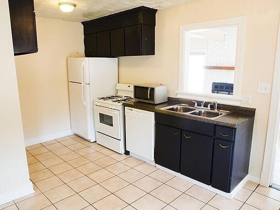 3rd image of 1139 Sumpter St #1139SUMP