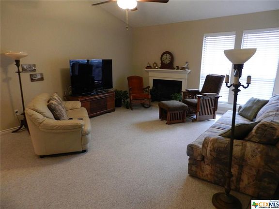 2nd image of 1202-714 Thorpe Ln