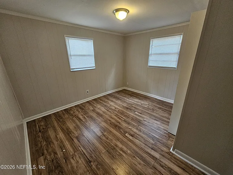 9042 7th Ave — Photo 9