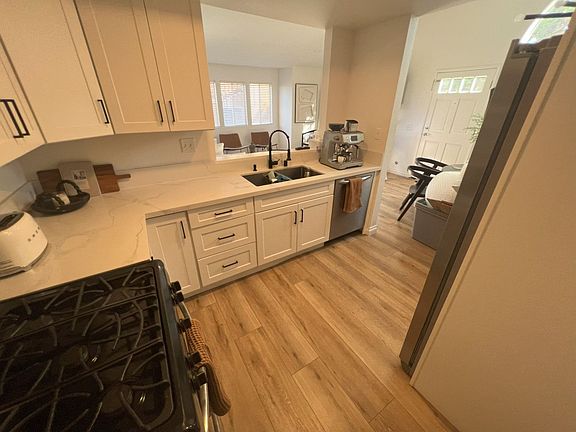 5th image of 703 Vista Grande Way #301
