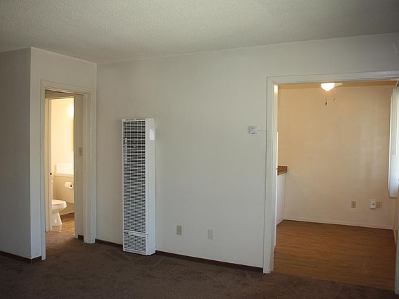 5th image of 2155 Garnet Ave APT D