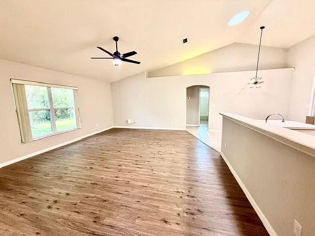 72 Spring Meadows Dr — Photo 14