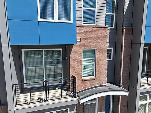 Lincoln Center - Townhomes Photo 1