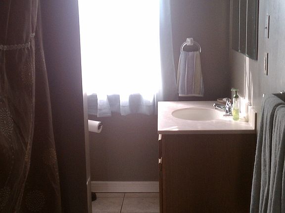 Upstairs Bath